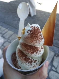 �x�m�}�̎v���o��